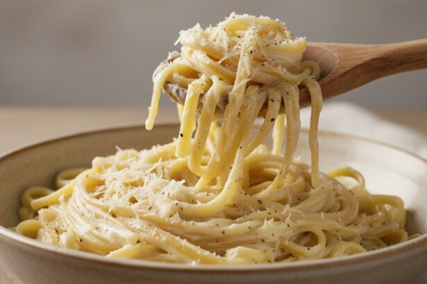 How to make Creamy Italian Alfredo Pasta 